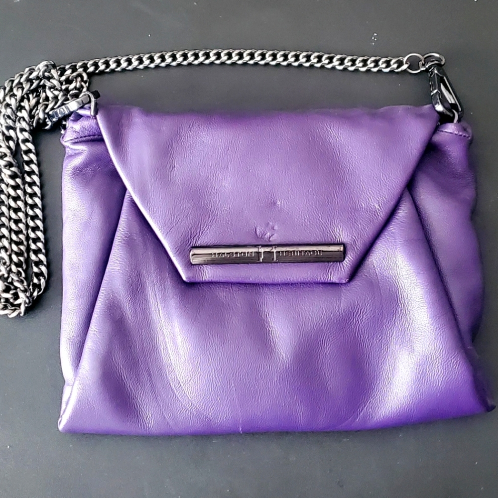 Cross body purse